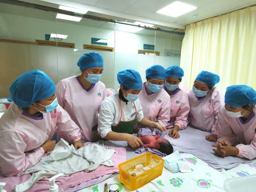 酒泉妇婴监护型护送